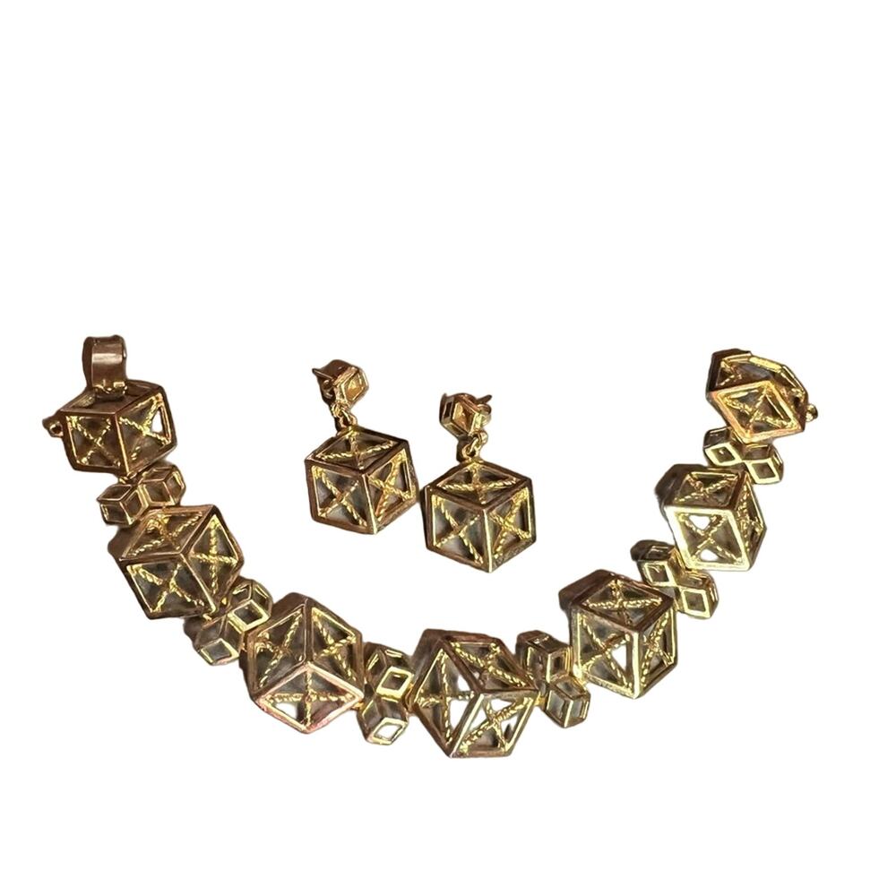 Vintage Gold Tone Bracelet & Earrings